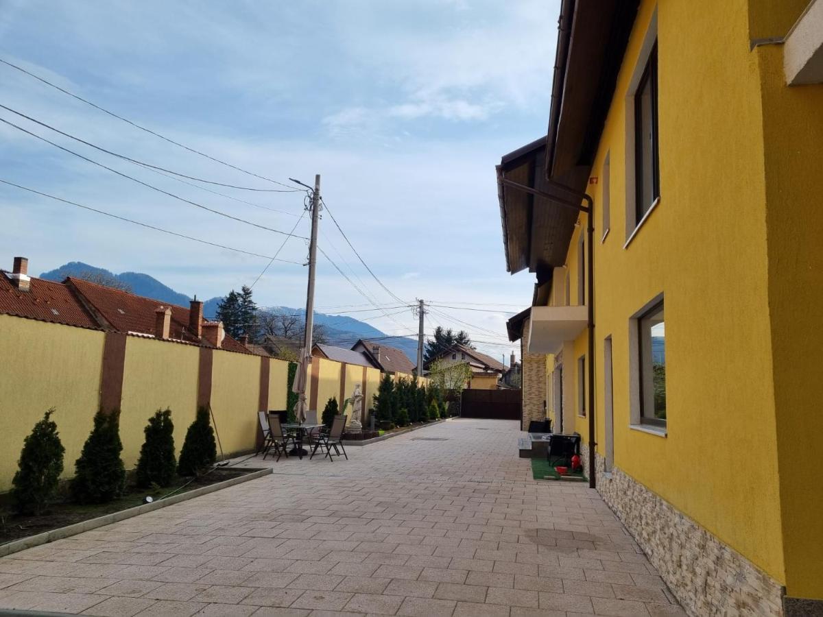 Izabella Guest House Sacele Luaran gambar