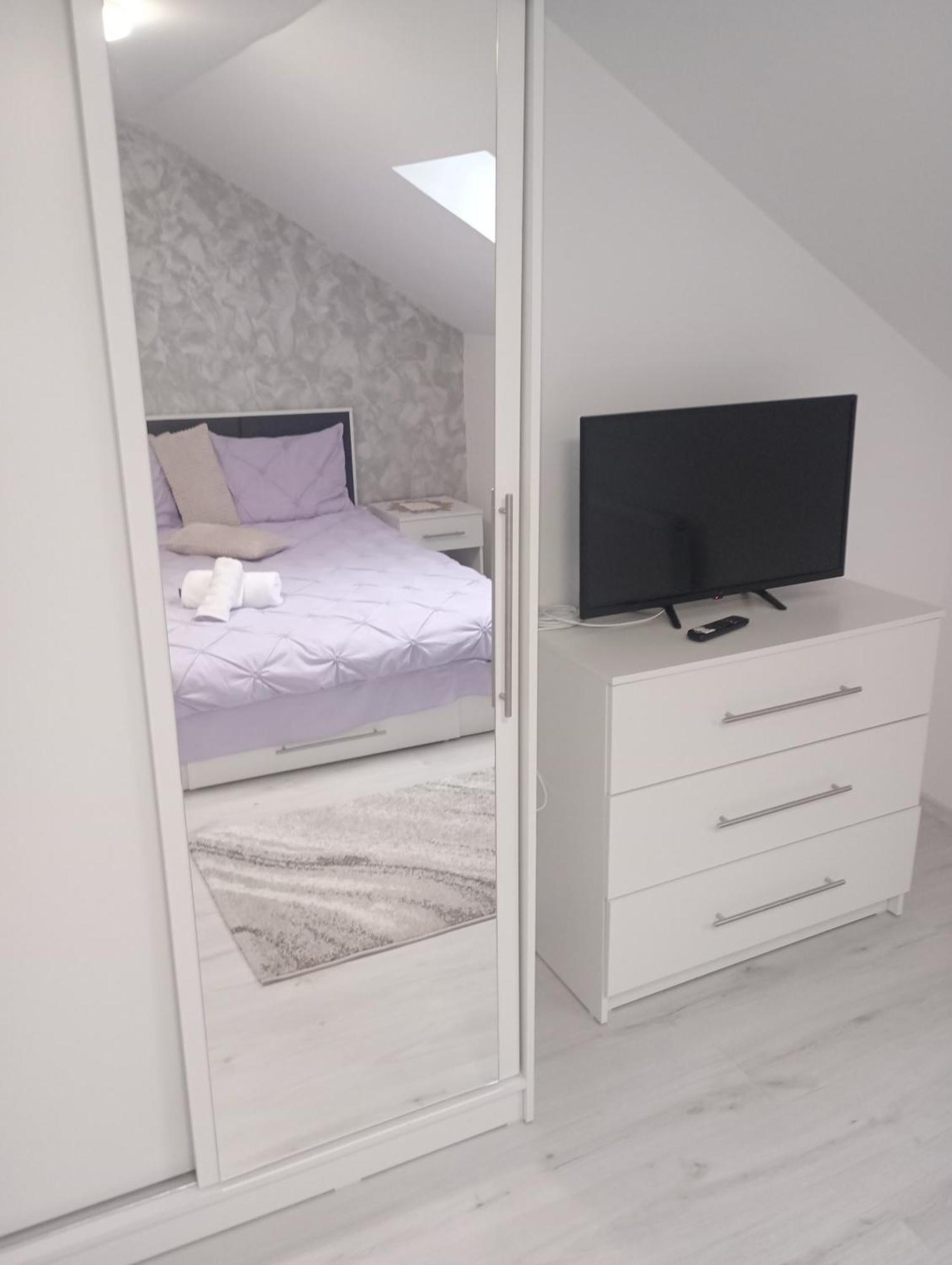 Izabella Guest House Sacele Luaran gambar
